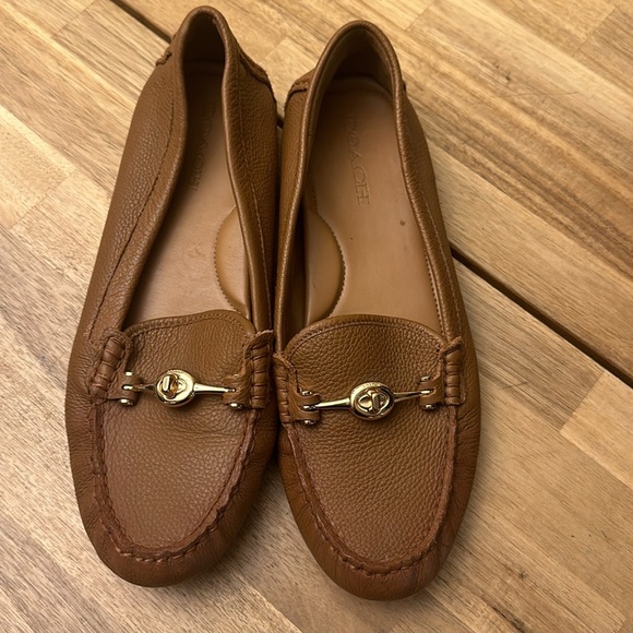 COACH ⭐️ “Arlene” flats - Picture 3 of 11